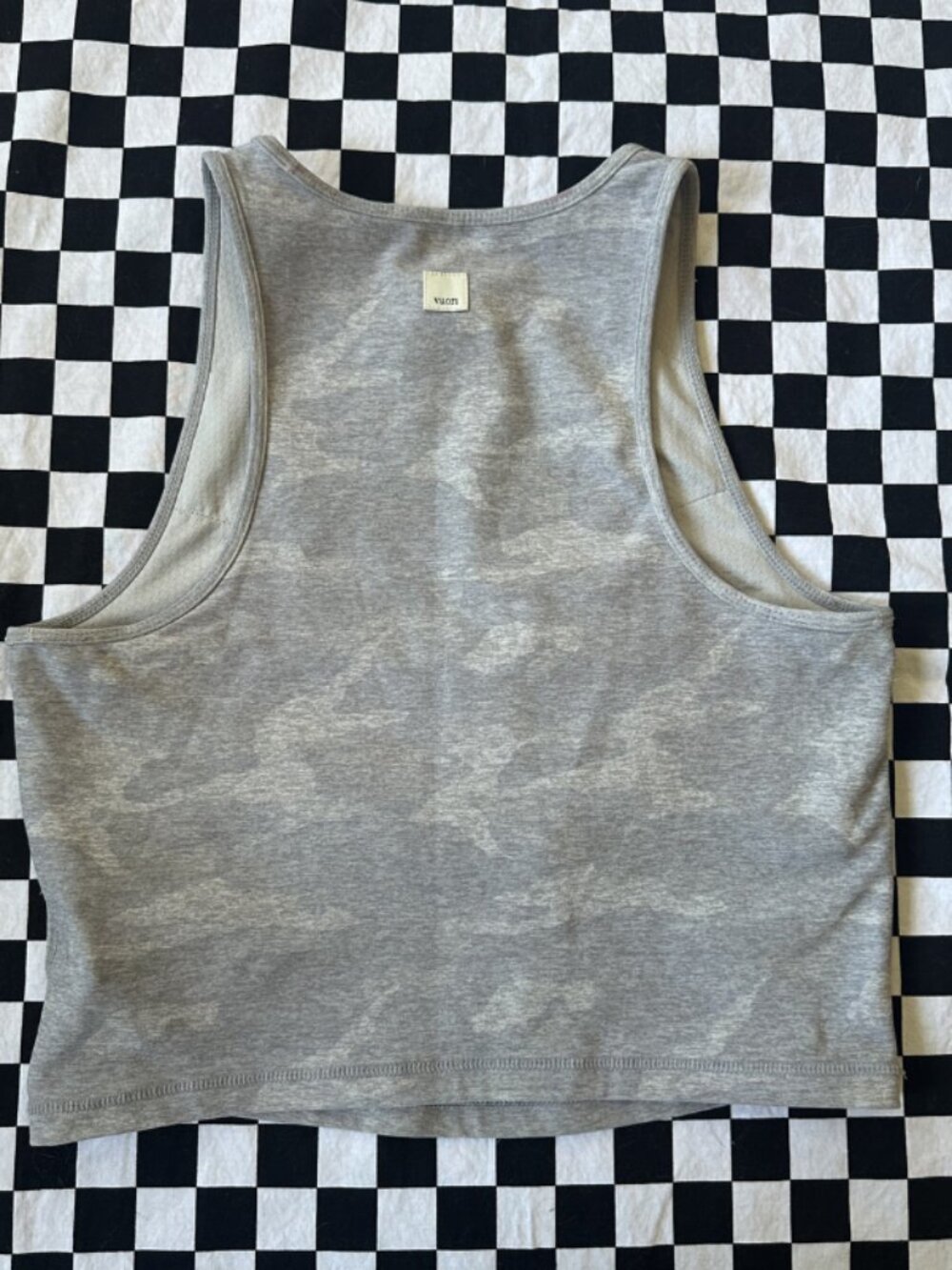 Vuori Grey Camo Workout Crop Tank - Picture 5 of 8